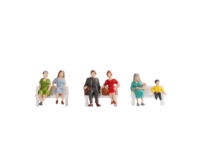 Noch 18131 Sitzende ohne Bank Spur H0 NEU OVP Figuren