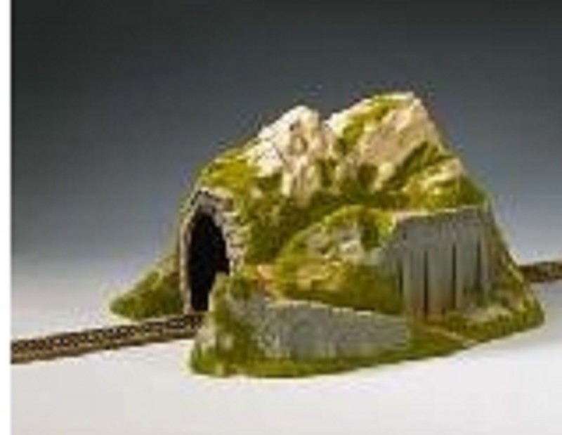 Noch 02221 Tunnel gerade 1 gleisig