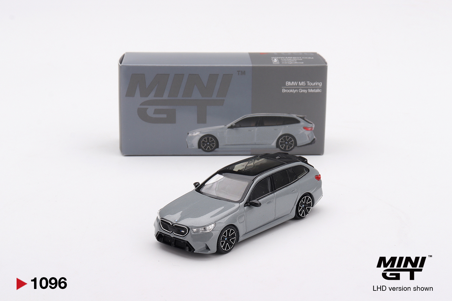 Mini GT 1096 BMW M5 (G99) Touring Brooklyn Grey Metallic 2025 1:64