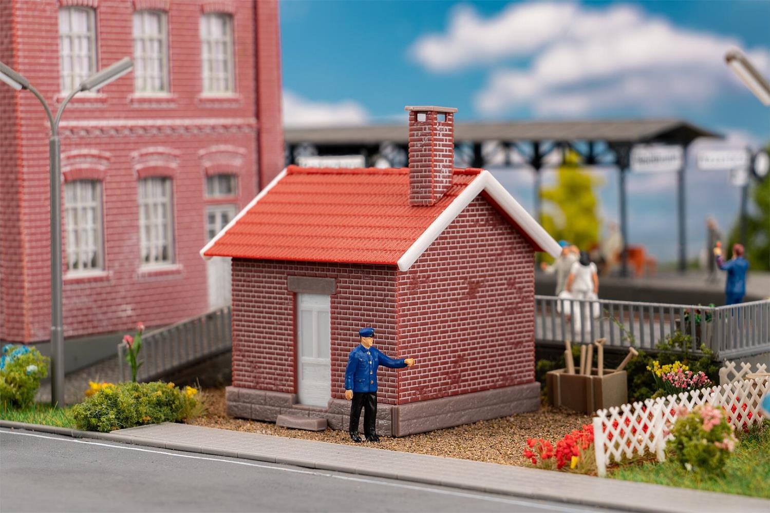 Faller 120306 Bahnbude mit Bahnwärter 1:87 Spur H0 Bausatz Neu