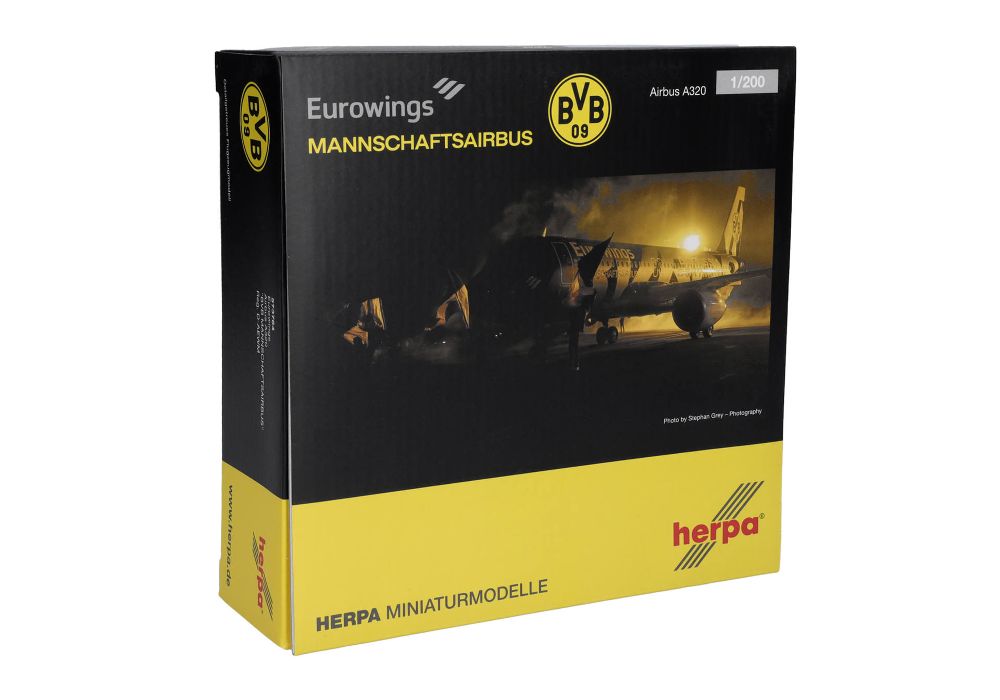 Herpa 573764 Eurowings Airbus A320 D-AEWM "BVB" (2025) 1:200