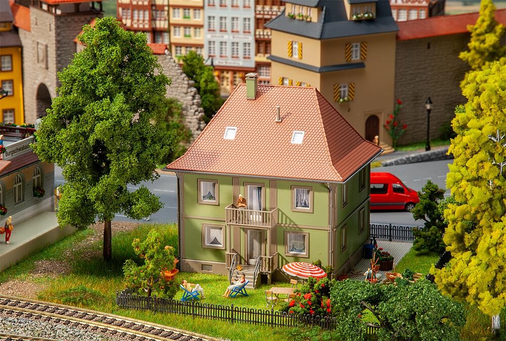 Faller 130682 Wohnhaus Kirchstraße 5 1:87 Spur H0 Bausatz Neu OVP