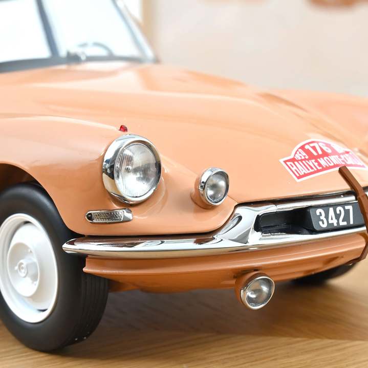Norev 121573 Citroën ID 19 1959 Rallye Monte Carlo Sieger 1:12 NEU