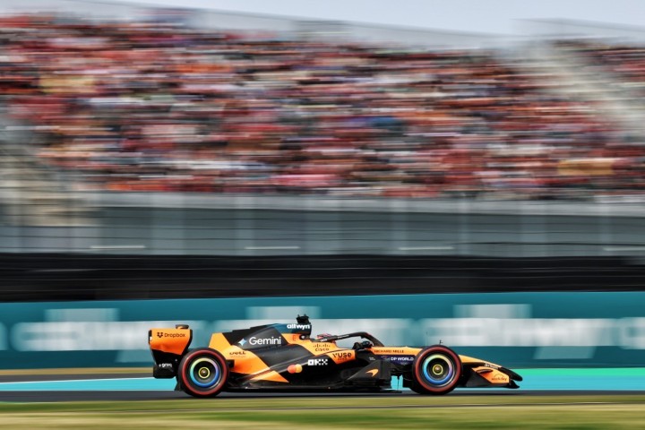 Minichamps 537262081 OSCAR PIASTRI JAPANESE GP 2026 1:18