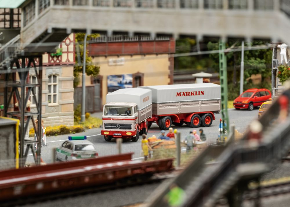 Märklin 47412 Niederflurwagen Saadkms 690 (DB) "RoLa" 1:87 Spur H0