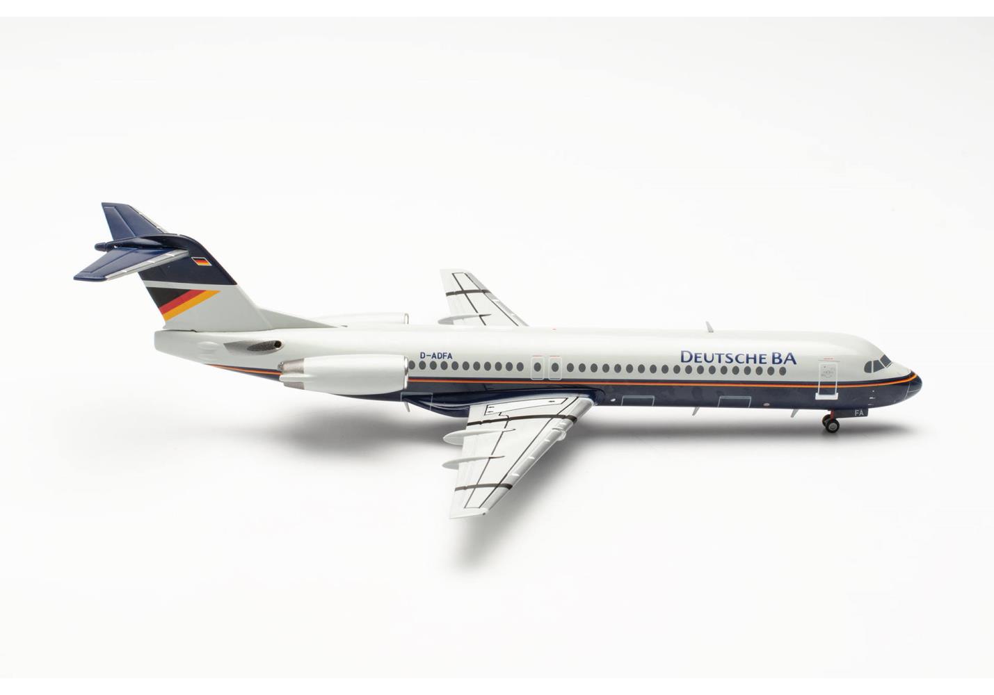 Herpa 572279 Deutsche BA Fokker 100 D-ADFA 1:200 Standmodell