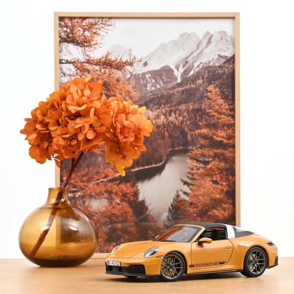 Norev 187190 Porsche 911 Targa 4 GTS 2025 Bahamagelb 1:18 NEU
