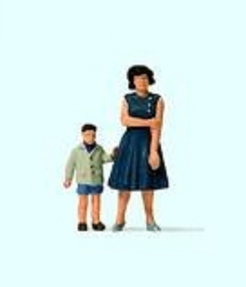 Preiser 28169 Mutter und Sohn
