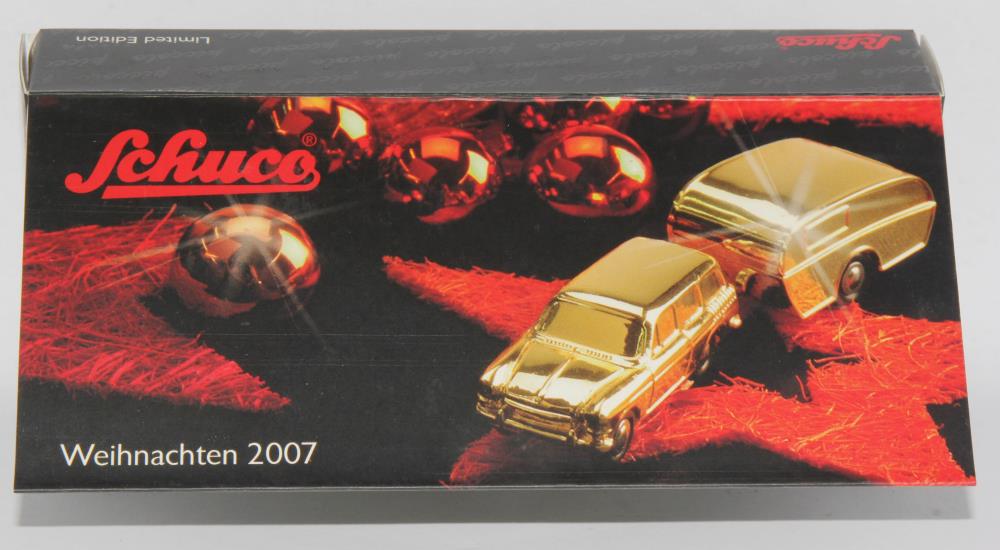 Schuco Weihnachten 2007 PKW VW 1500 Variant mit Wohnanhänger - 1:90