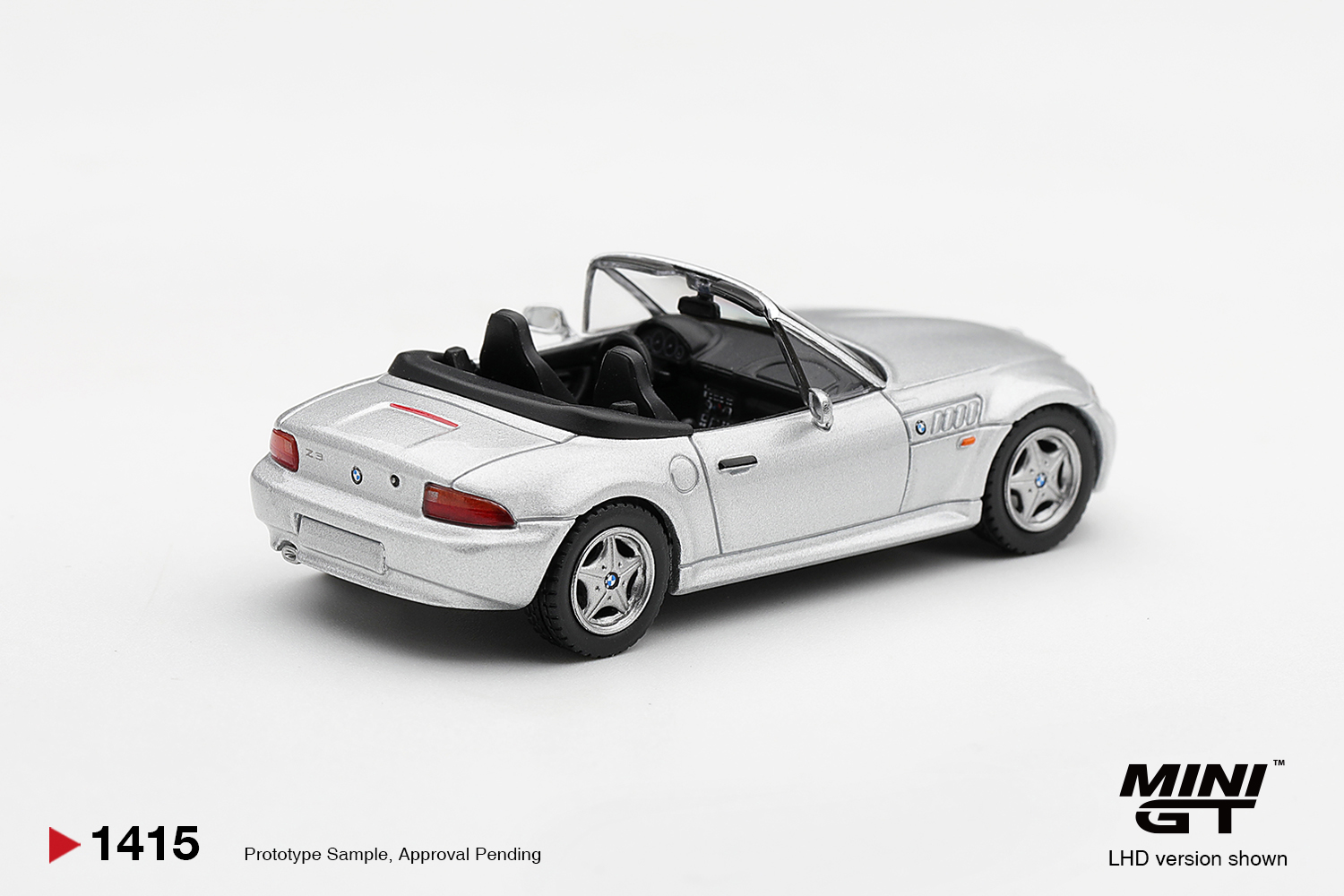 Mini GT 1415 1:64 BMW Z3 2,8I TITANIUM SILVER 1997