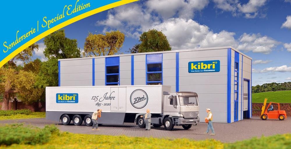 Kibri 22500 MB Actros 2-achs mit Koffersattelauflieger - 1:87 - Neu