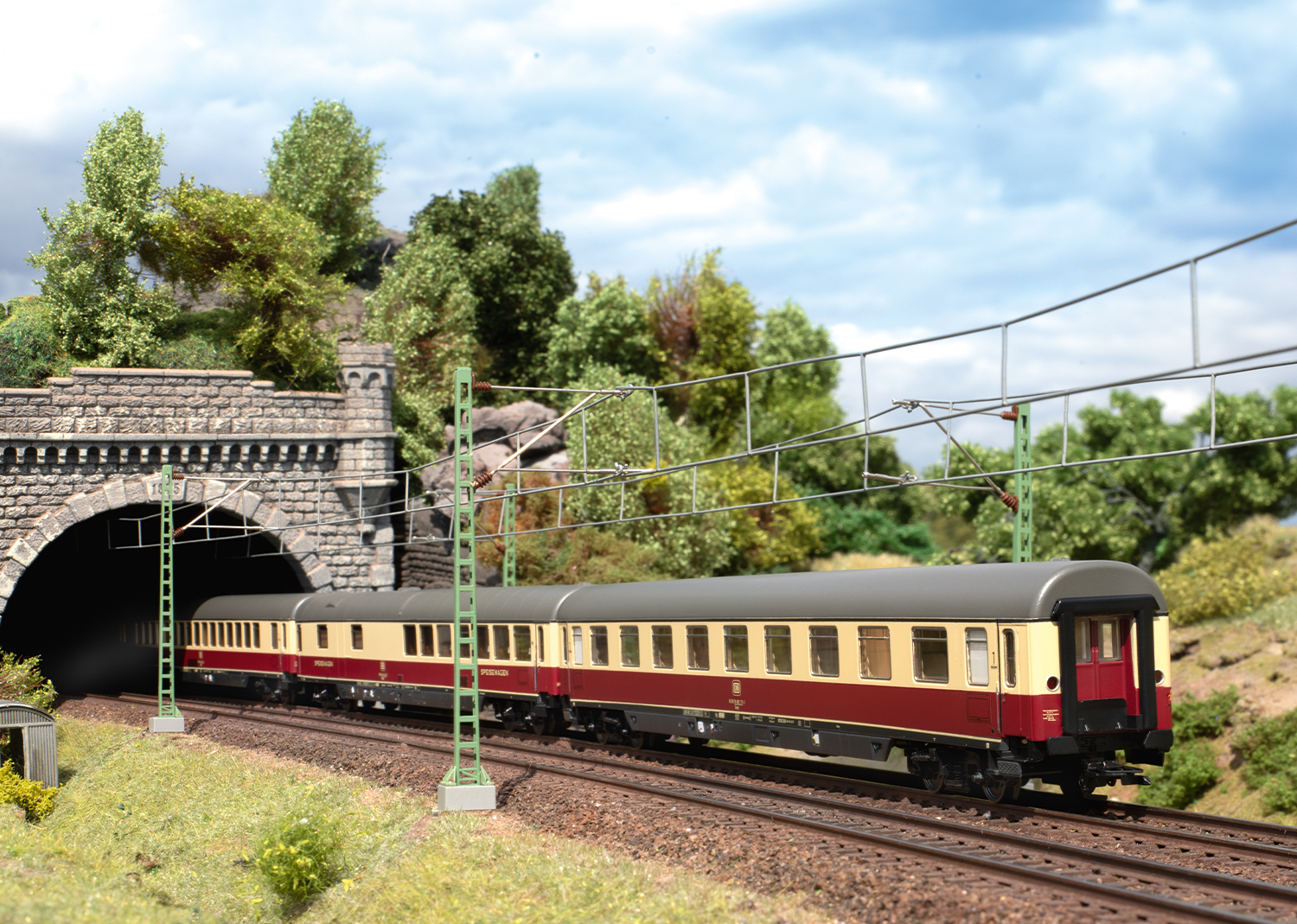 Märklin 43861 Schnellzugwagen Apmz 121 DB 1:87 Spur H0 AC Neu