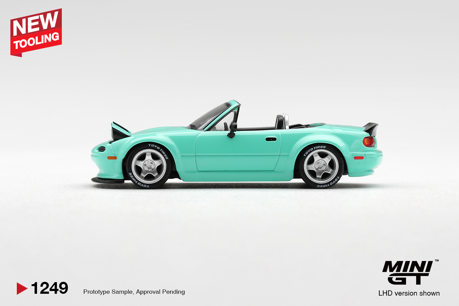 Mini GT 1249 1:64 MAZDA MX5 (NA) PANDEM BODY KIT MINT GREEN 2026