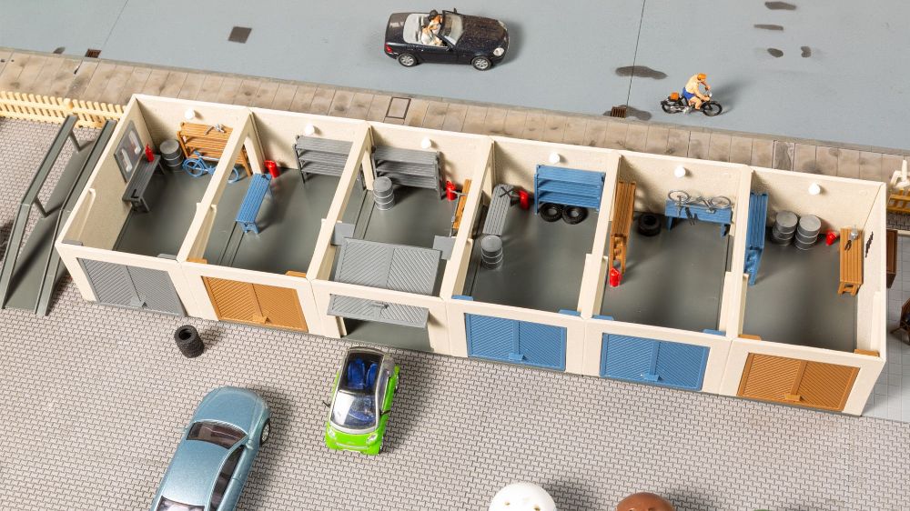 Auhagen 11484 Garagen mit Zubehör 1:87 Spur H0 Bausatz NEU OVP