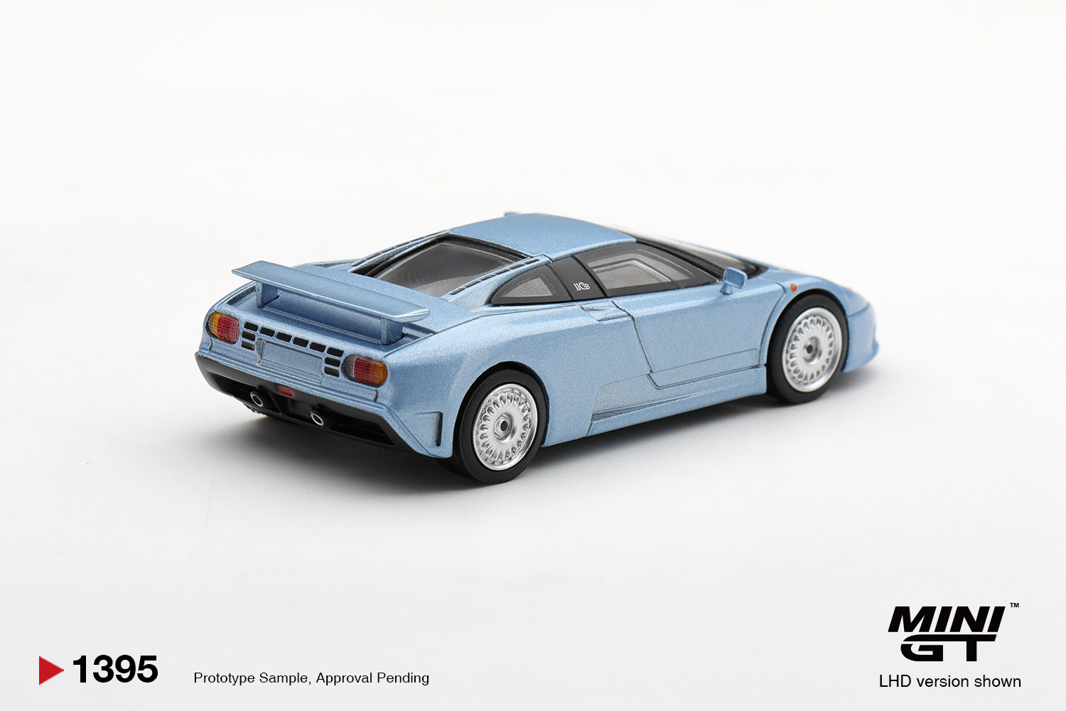 Mini GT 1395 1:64 BUGATTI EB110 GT AZZURRO METALLIZZATO