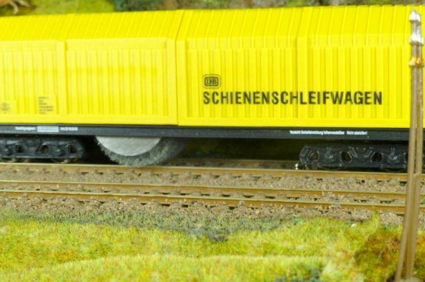 Lux-Modellbau 9132 H0-Schienen- + Oberleitungsschleifwagen System Trix-Express
