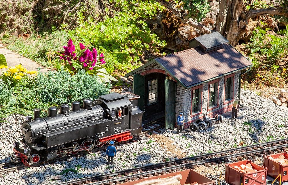 Pola 330890 Nebenbahnlokschuppen 1:22,5 Spur G Bausatz Neu