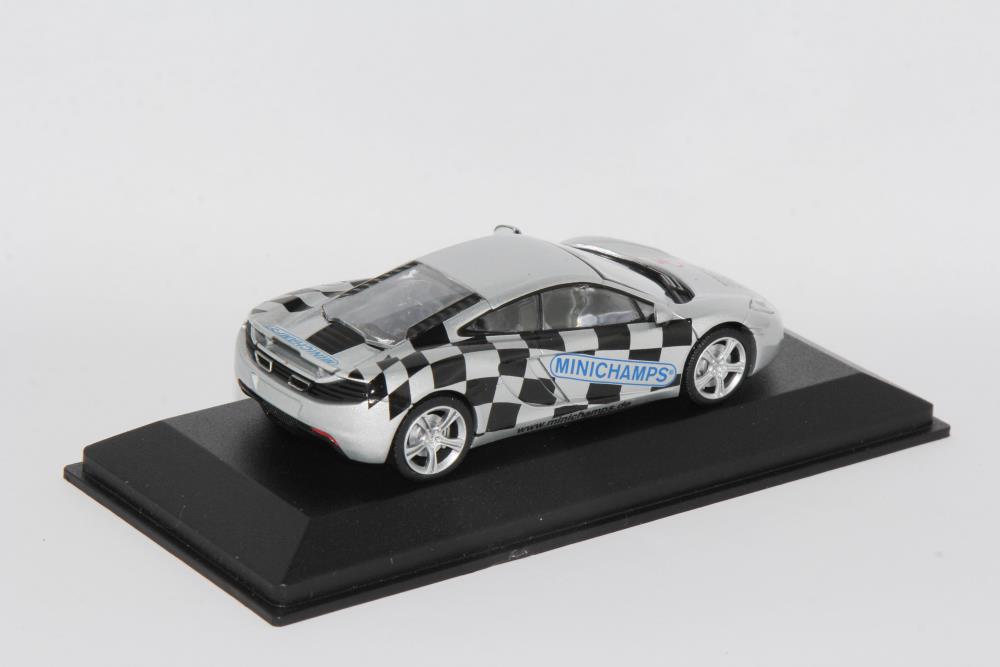 Minichamps 533133023 McLaren MP4-12C 2011 silver Nürnberg Spielw.Messe 2012 1:43