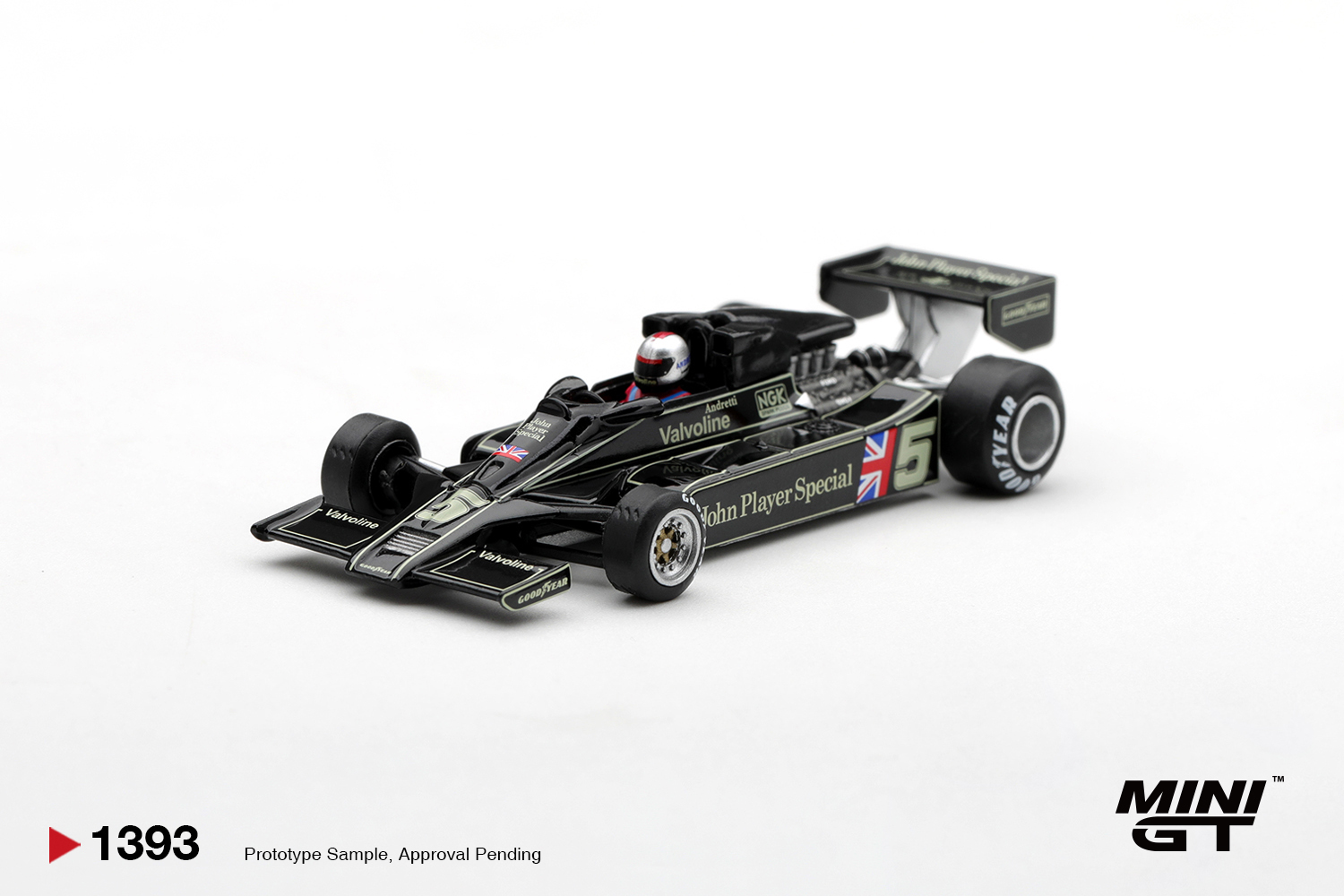Mini GT 1393 1:64 LOTUS 78 # 5 MARIO ANDRETTI US GP WEST WINNER 1977