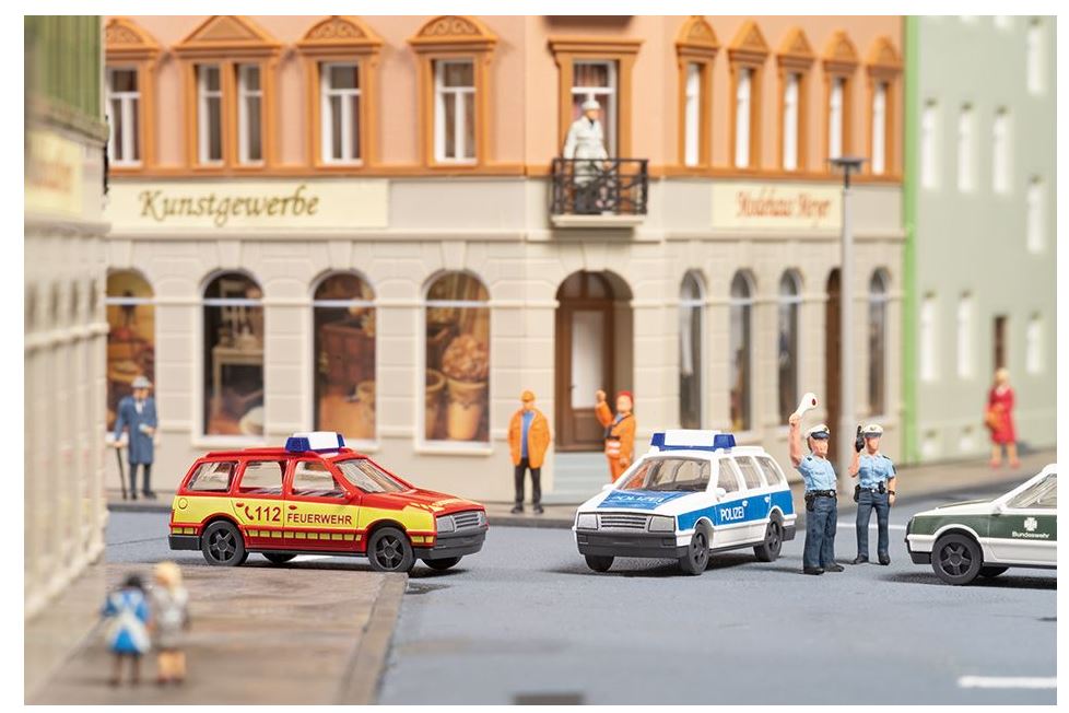 Auhagen 43691 PKW Kombi Einsatzfahrzeuge 1:120 Spur TT Neu OVP