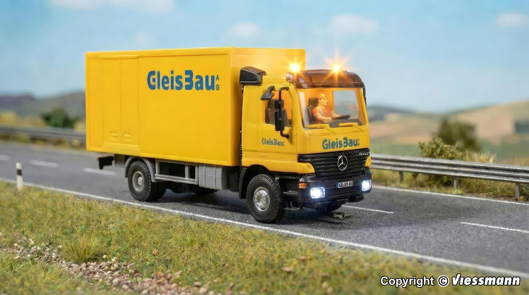Viessmann 8117 MB ACTROS 2-achs Kofferaufbau GleisBau 1:87 Spur H0