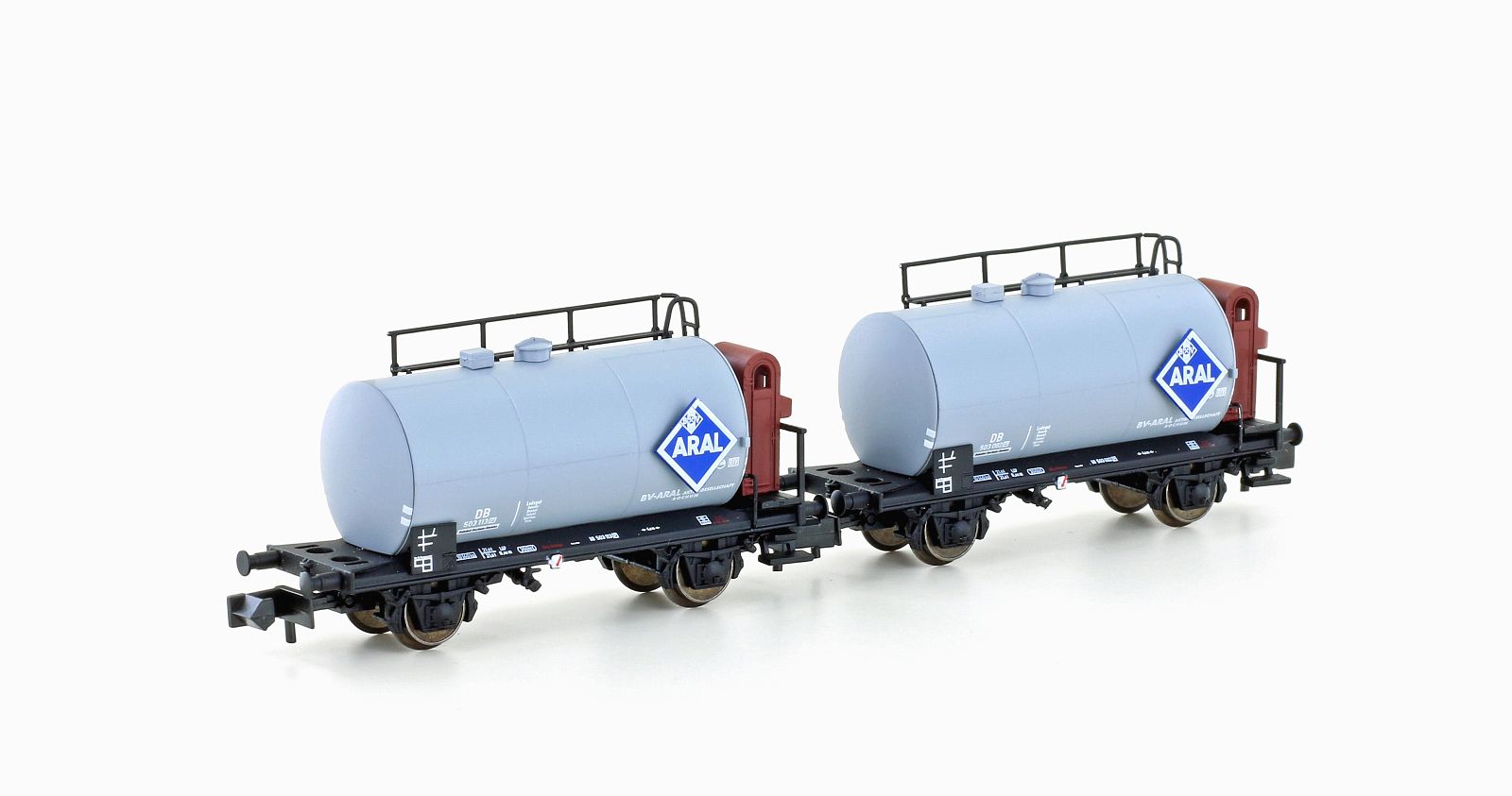 Hobbytrain H24802 2er Set Leichtbau-Kesselwagen DB/Aral Ep.III Spur N