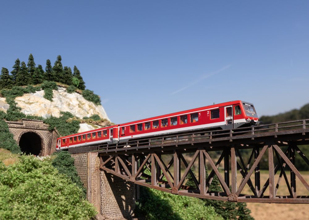 Märklin MHI 88700 Dieseltriebwagen BR 628.2 (DB AG) 1:220 Spur Z NEU