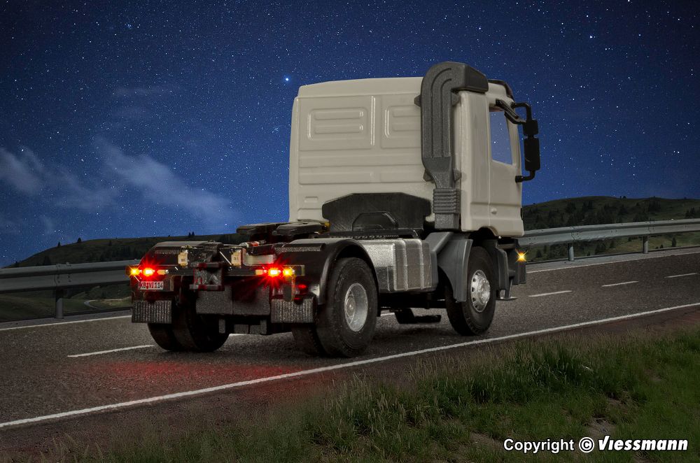Viessmann 8114 MB ACTROS 2-achs Sattelschlepper Basis 1:87 Spur H0