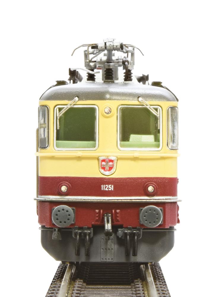 Fleischmann 732470 Elektrolokomotive Re 4/4 II 11251 SBB 1:160 Spur N