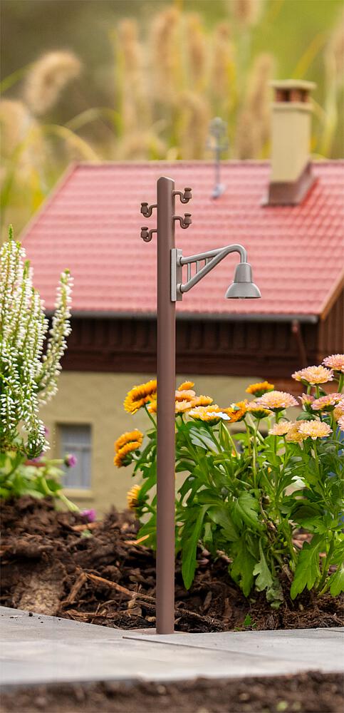 Pola 333233 Holzmast mit Auslegerleuchte, 2 Stück