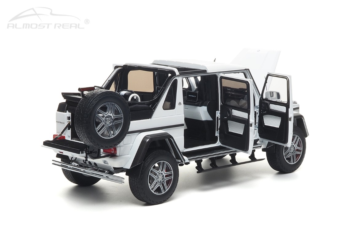Almost Real 820213 MERCEDES-MAYBACH-G650 LANDAULET (W463) 1:18
