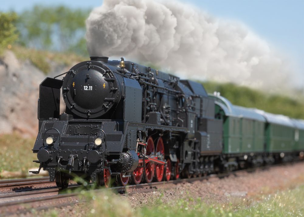 Märklin 38012 Schnellzug-Schlepptenderdampflok 12.11 (ÖBB) Spur H0