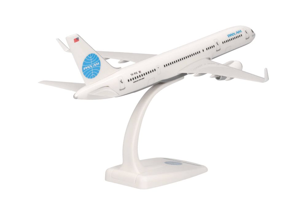 Herpa 614603 Pan Am Boeing 757-200 Tracing the Transatlantic 1:200