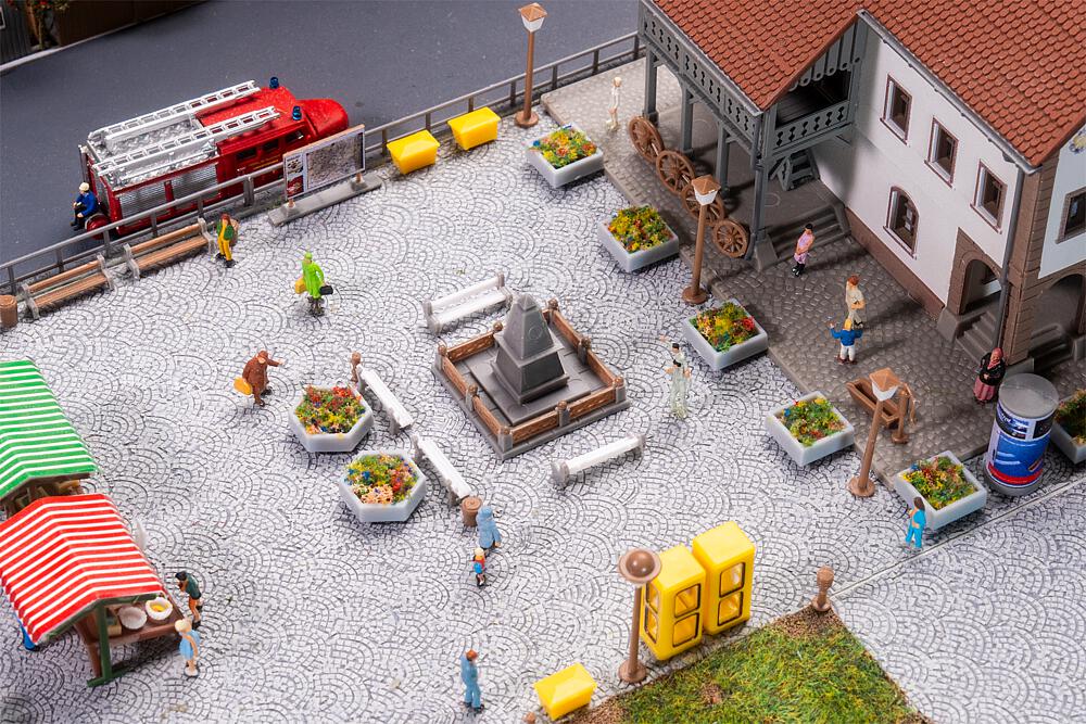 Faller 272565 Stadtausgestaltungs-Set II Spur N