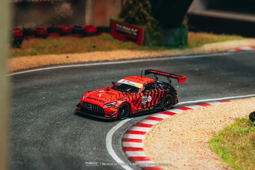 Tarmac Works T64-062-26BH888 1:64 MERCEDES-BENZ AMG GT GT3 #888 MARO ENGEL
