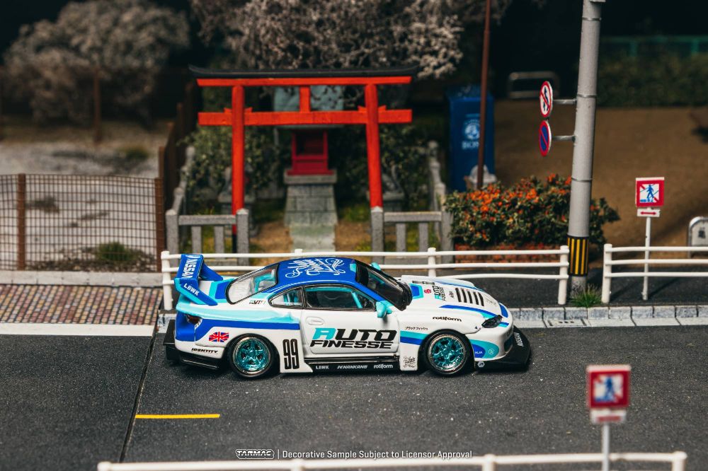 Tarmac Works T64-091-AF 1:64 NISSAN SILVIA (S15) LB SUPER SILHOUETTE AUTO FINESSE