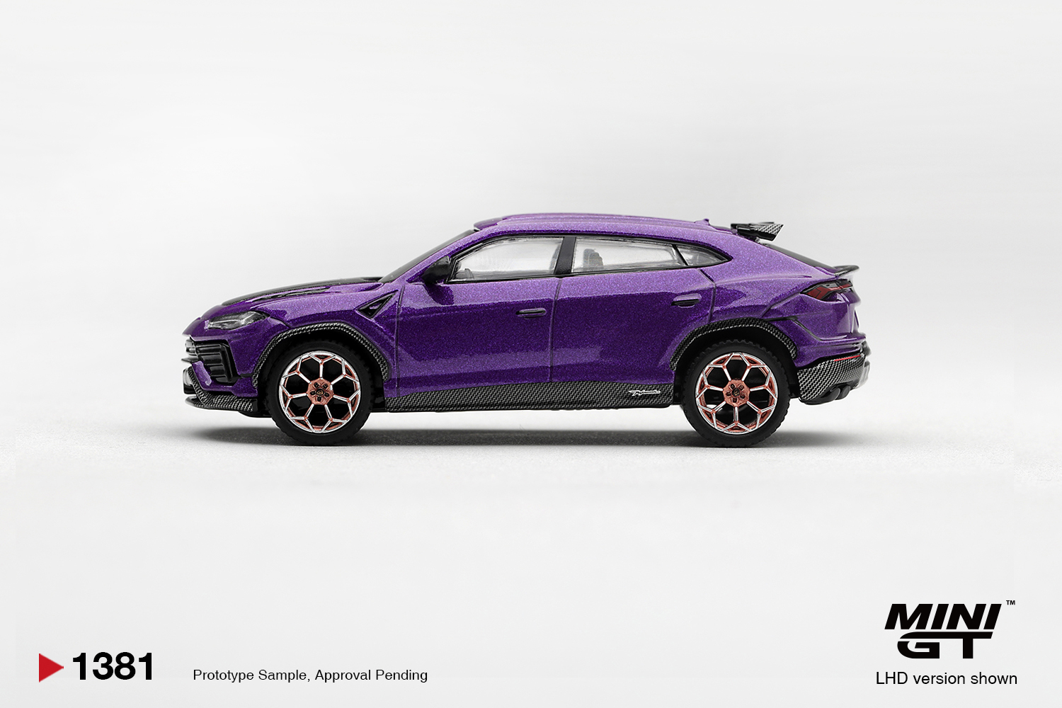Mini GT 1381 1:64 LAMBORGHINI URUS PERFORMANCE VIOLA PASIFAE 2023