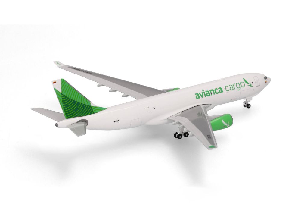 Herpa 539562 Avianca Cargo Airbus A330-200F - green livery 1:500