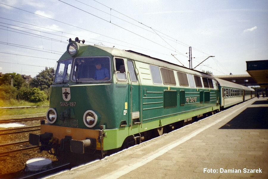 Piko 96316 Diesellok SU45 PKP V + DSS PluX22