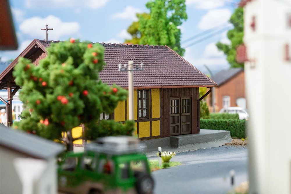 Faller 110137 Bahnhof Uderns 1:87 Spur H0 Bausatz Neu OVP