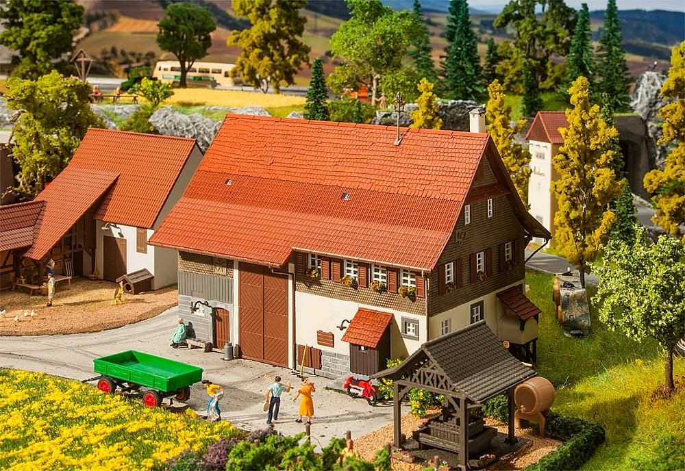 Faller 130558 Altes Bauernhaus 1:87 Spur H0 Bausatz Neu OVP