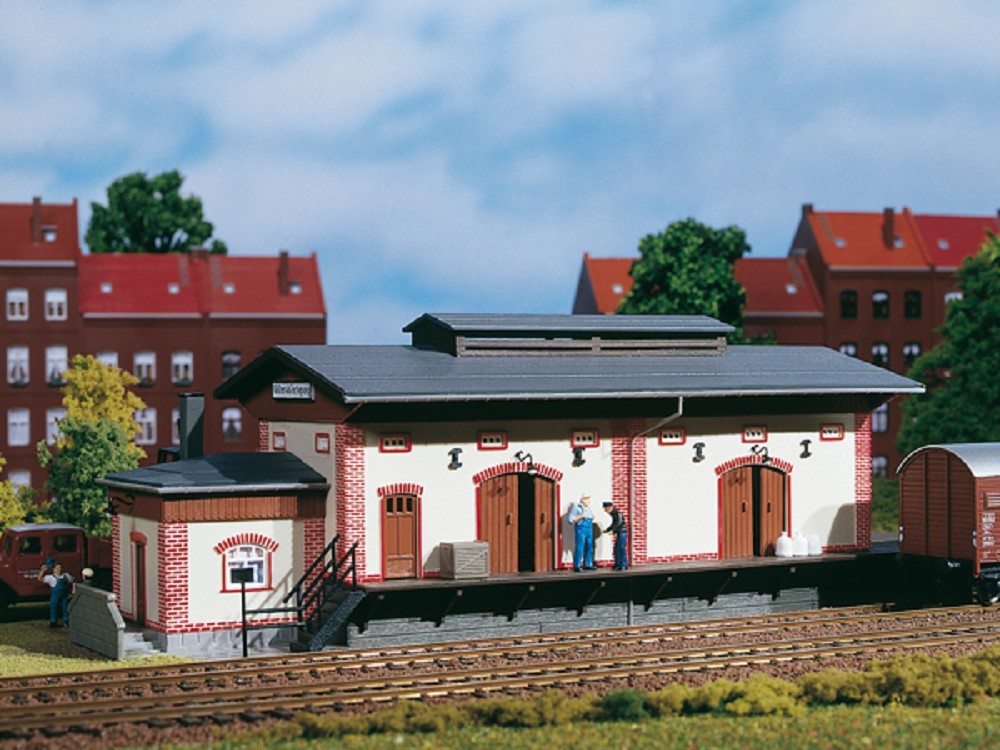 Auhagen 11399 Güterschuppen