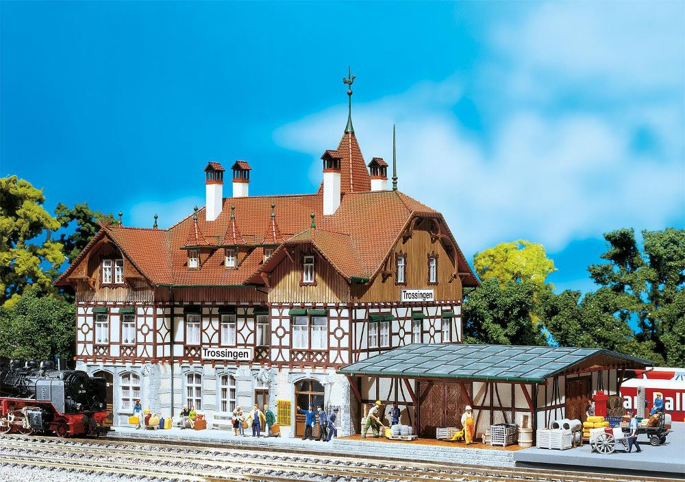 Faller 110114 Bahnhof Trossingen 1:87 Spur H0 Bausatz Neu OVP