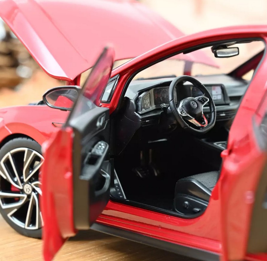 Norev 188595 VW Golf GTI 2020 Tornadorot 1:18 Standmodell NEU
