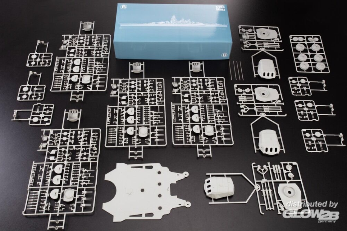 Glow2B 5058052000 YAMATO Battleship PREMIUM 1:200 Bausatz NEU OVP