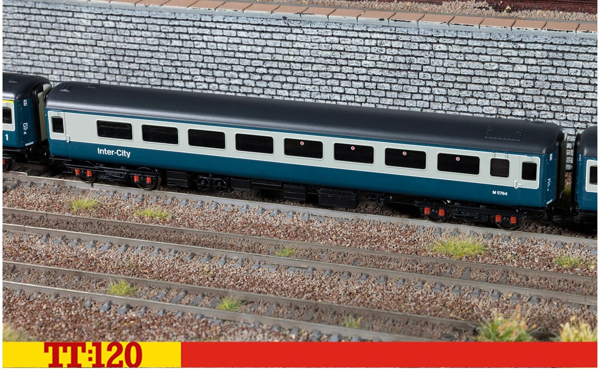 Hornby TT4011 BR Intercity Mk2E Tourist Standard Open 5784 Spur TT
