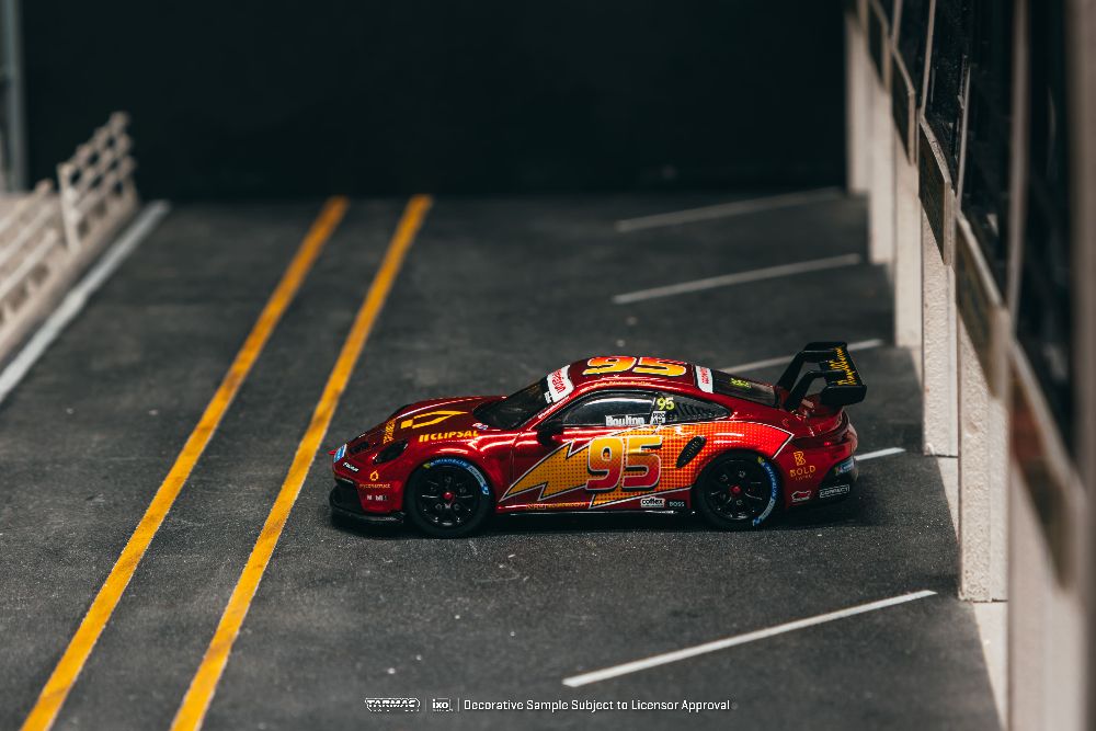 Tarmac Works T64-093-25CCA95 1:64 PORSCHE 991 (992) GT3 CUP BRETT BOULTON