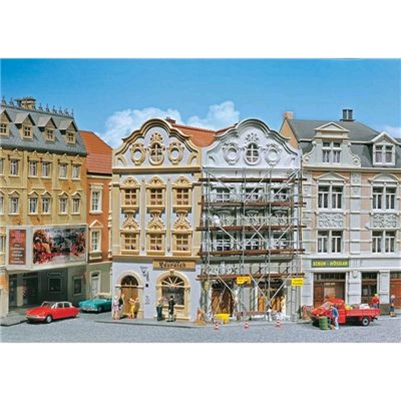 Faller 130452 Winkel-Stadthaus mit Malergerüst 1:87 Spur H0 Bausatz Neu OV