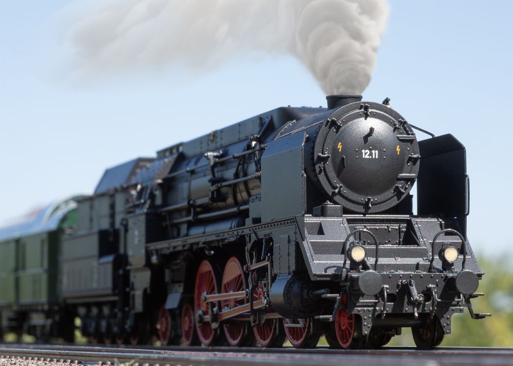 Märklin 38012 Schnellzug-Schlepptenderdampflok 12.11 (ÖBB) Spur H0