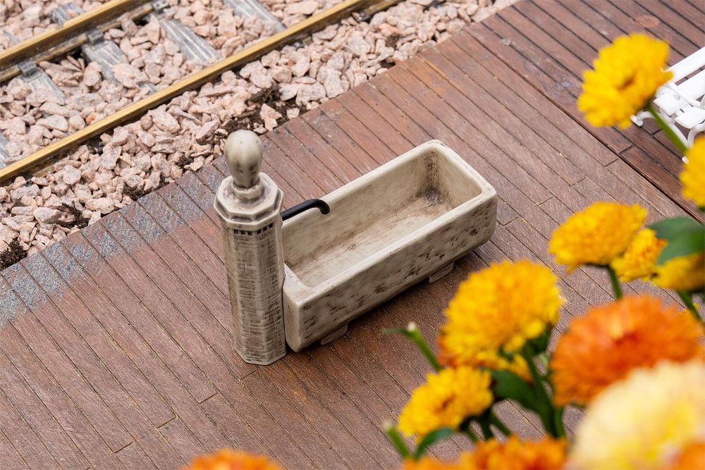 Pola 333230 Schweizer Stationsbrunnen 1:22,5 Spur G Bausatz NEU